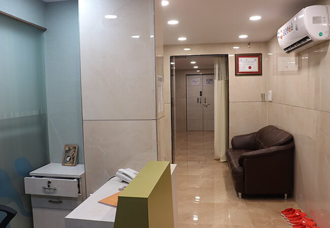 01 Gallery